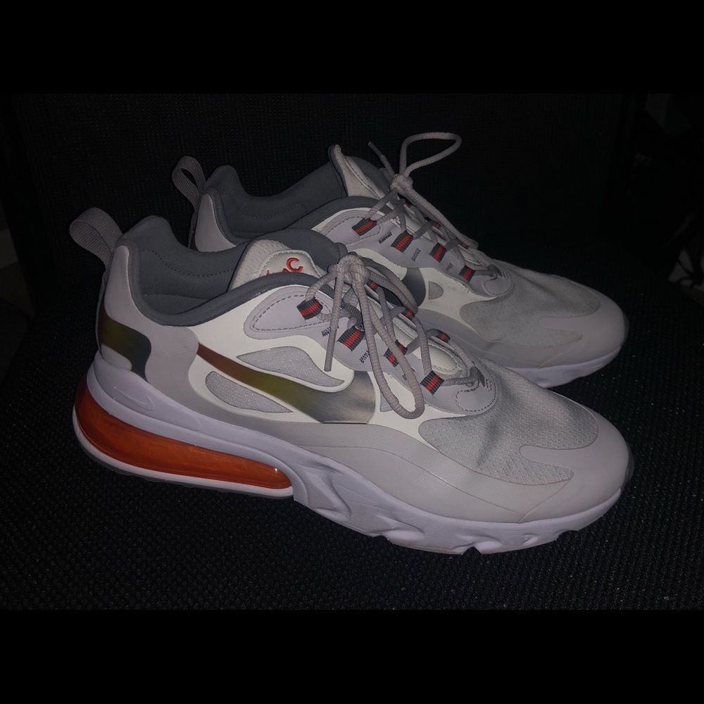 Nike Air Max 270 React - Size 9